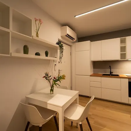 Apartment Design A 2 Passi Dal Mare Alba Adriatica